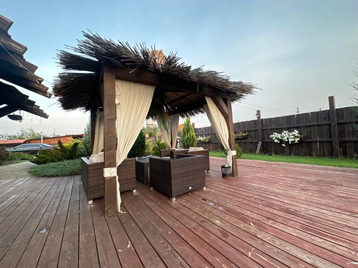 Chervona Kalyna Cottage Odessa Exterior foto