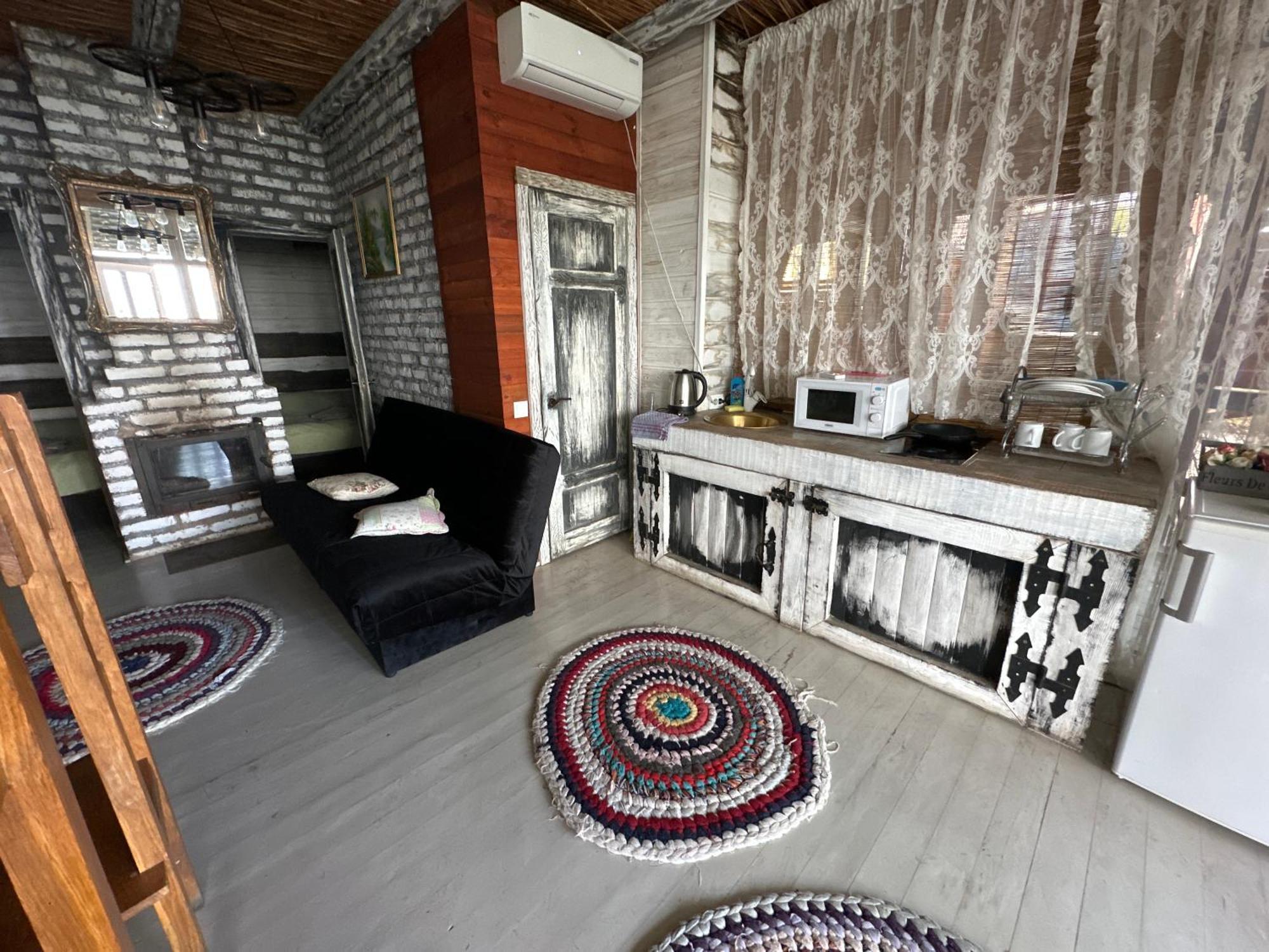 Chervona Kalyna Cottage Odessa Exterior foto